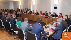 Vila-real constituye la nueva corporación y vuelve a investir alcalde a José Benlloch para el mandato 2015-2019 - (foto 2)